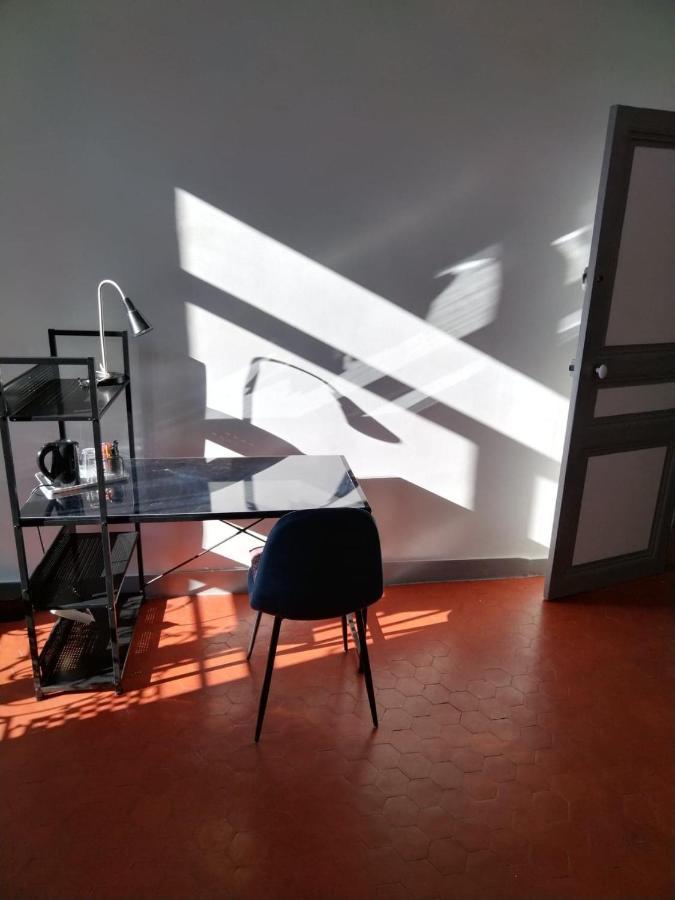 QUARTIER DES CREATEURS la plaine cours julien chambre privée dans appartement Marseille Extérieur photo